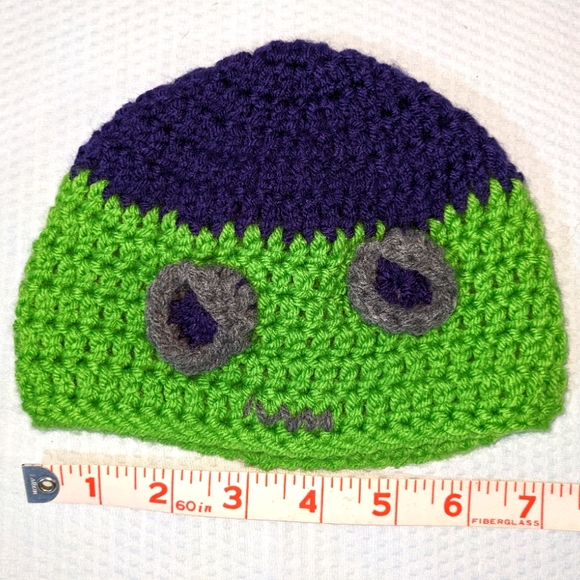 Halloween Monster Crochet Baby Toddler Hat HANDCRAFTED NEW - Picture 1 of 3